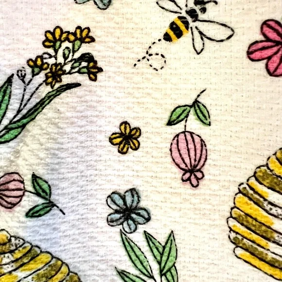 Set of 2 Yellow Beehives Textured Kitchen Towels Spring Garden Flowers Bees - Picture 6 of 9